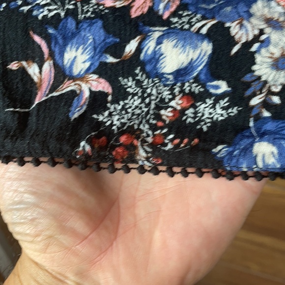 American Eagle women’s floral blouse size :Small - Picture 3 of 9